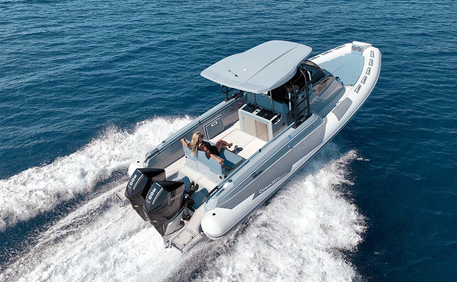 Ranieri Cayman 33.0 Executive, 10 metri di innovazione